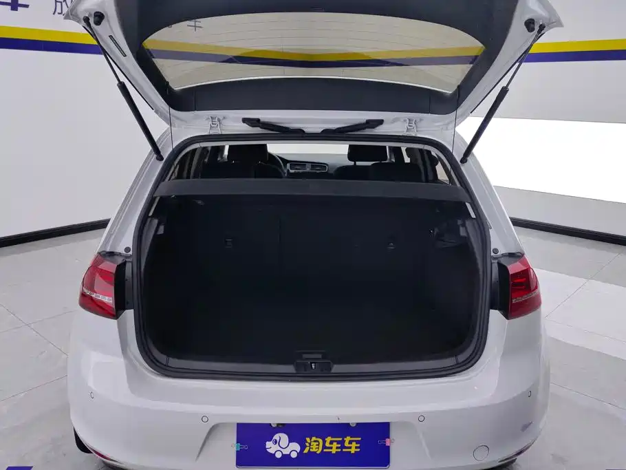 Volkswagen Golf — миниатюра 4