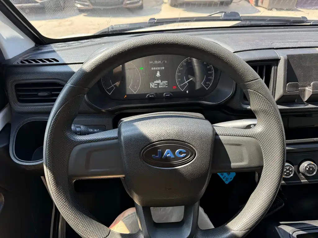 JAC Bluecat — миниатюра 14