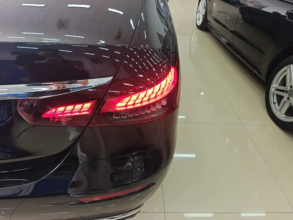 Mercedes-Benz E-Class New Energy — миниатюра 24