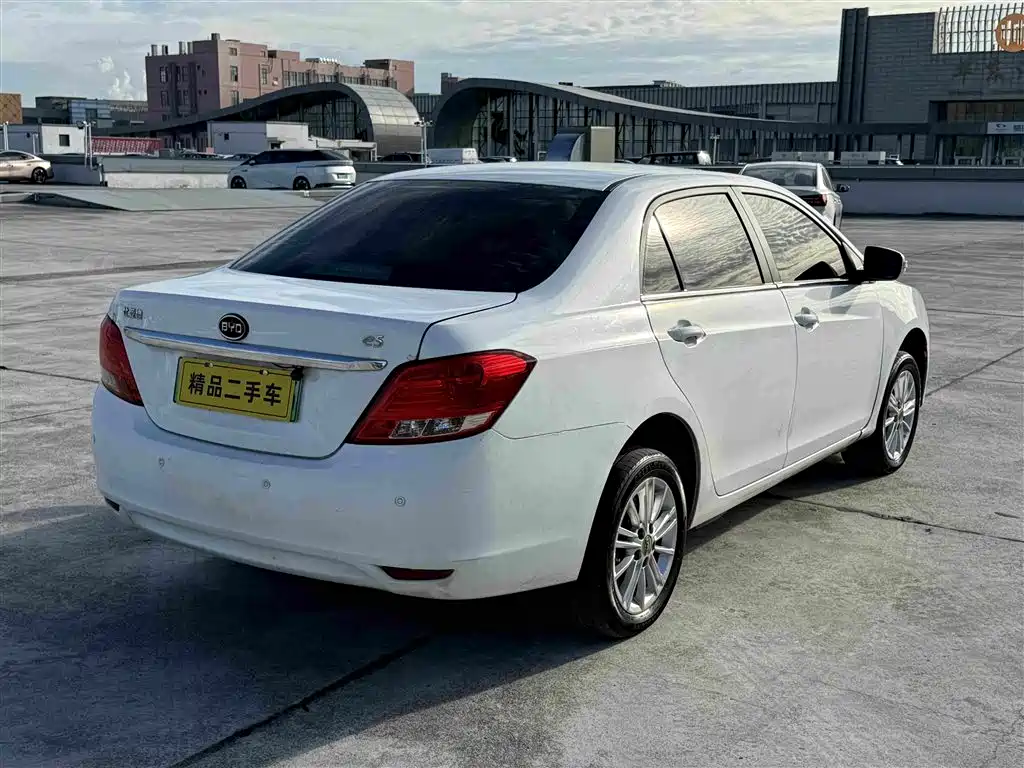BYD e5 — миниатюра 4