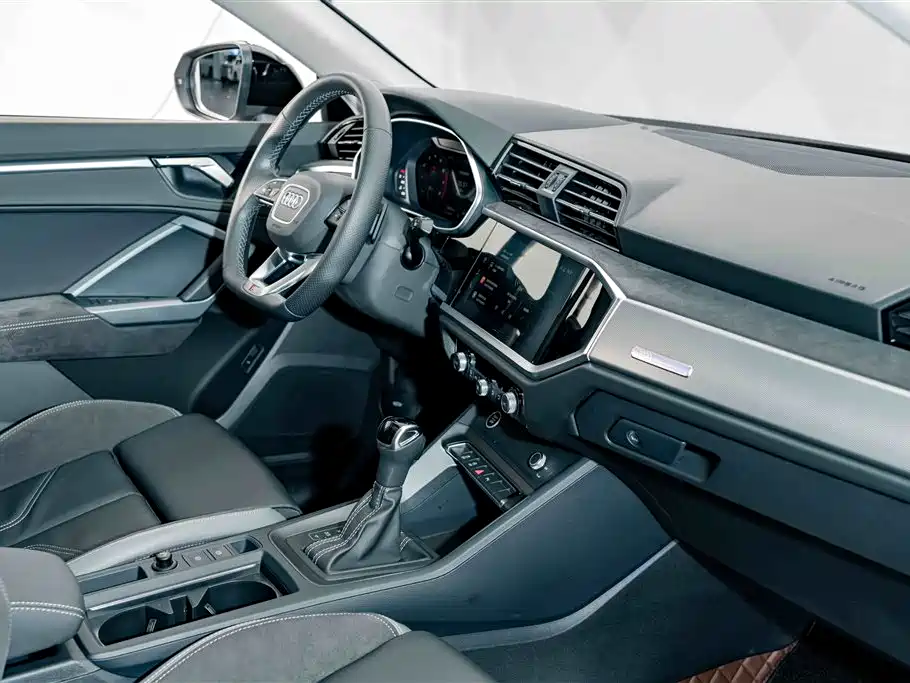 Audi Q3 Sportback — миниатюра 17