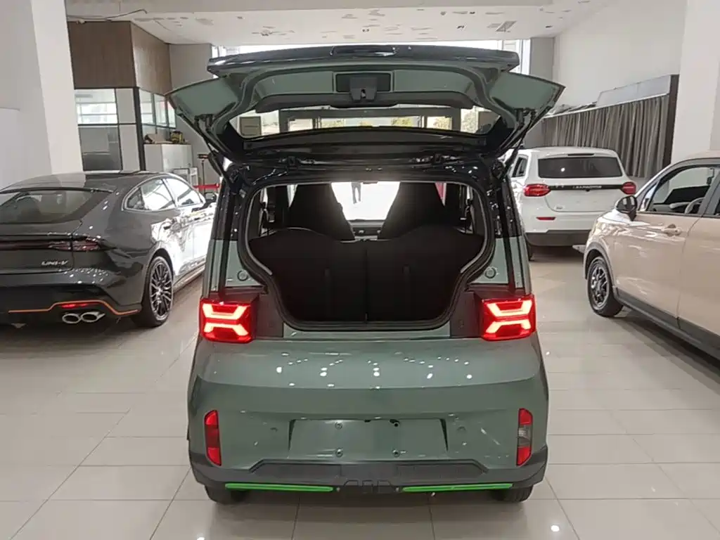 Wuling MINIEV — миниатюра 19
