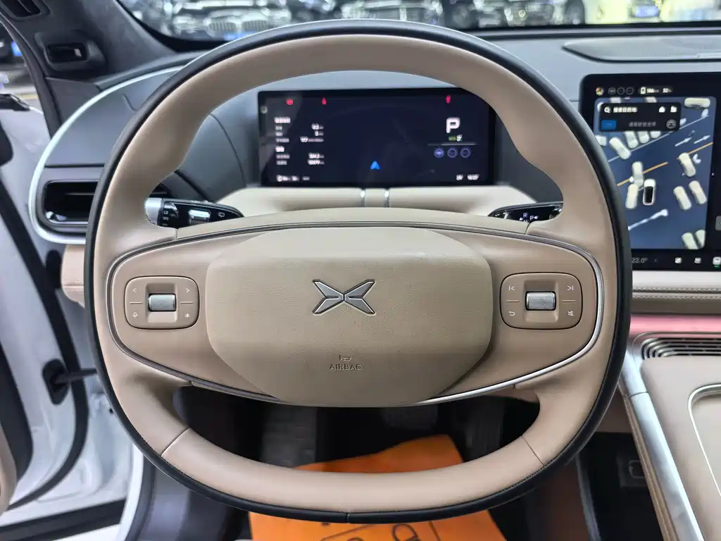 XPeng G9 — миниатюра 10