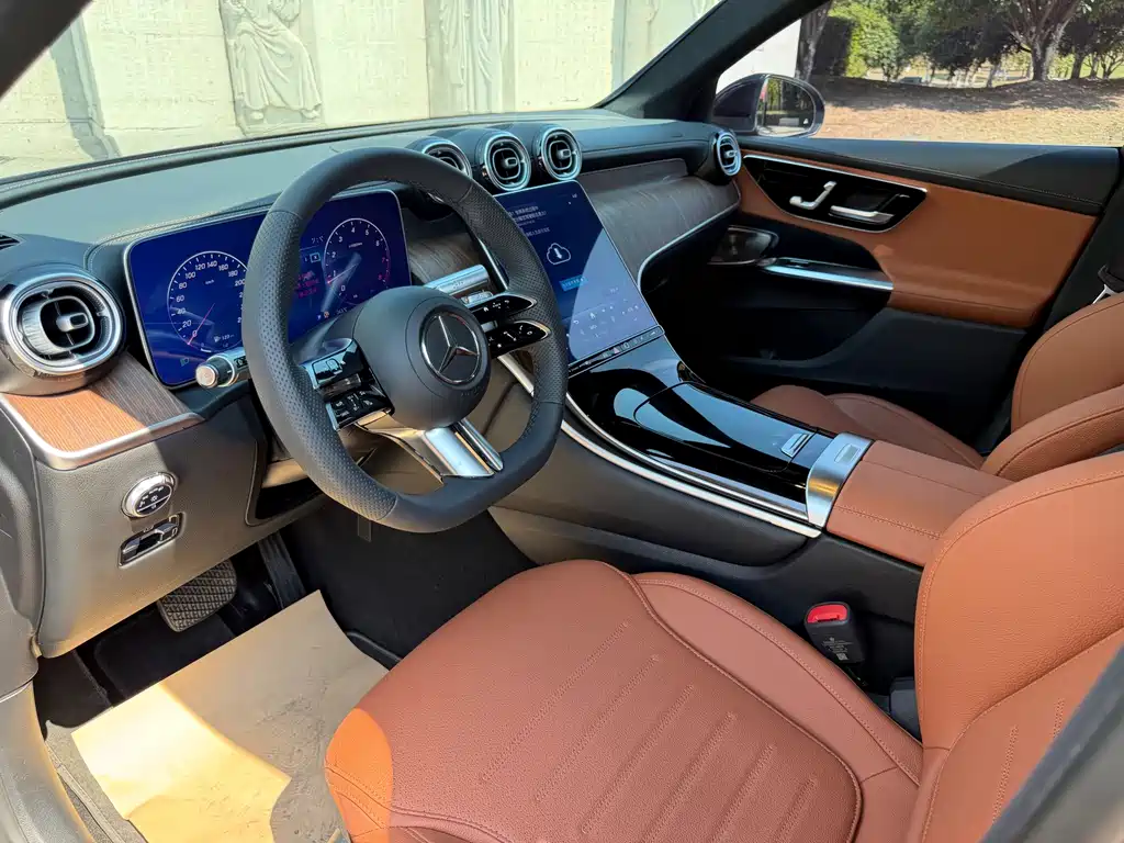 Mercedes-Benz GLC — миниатюра 9