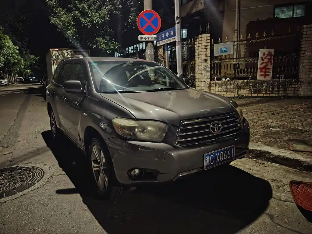 Toyota Highlander — миниатюра 2