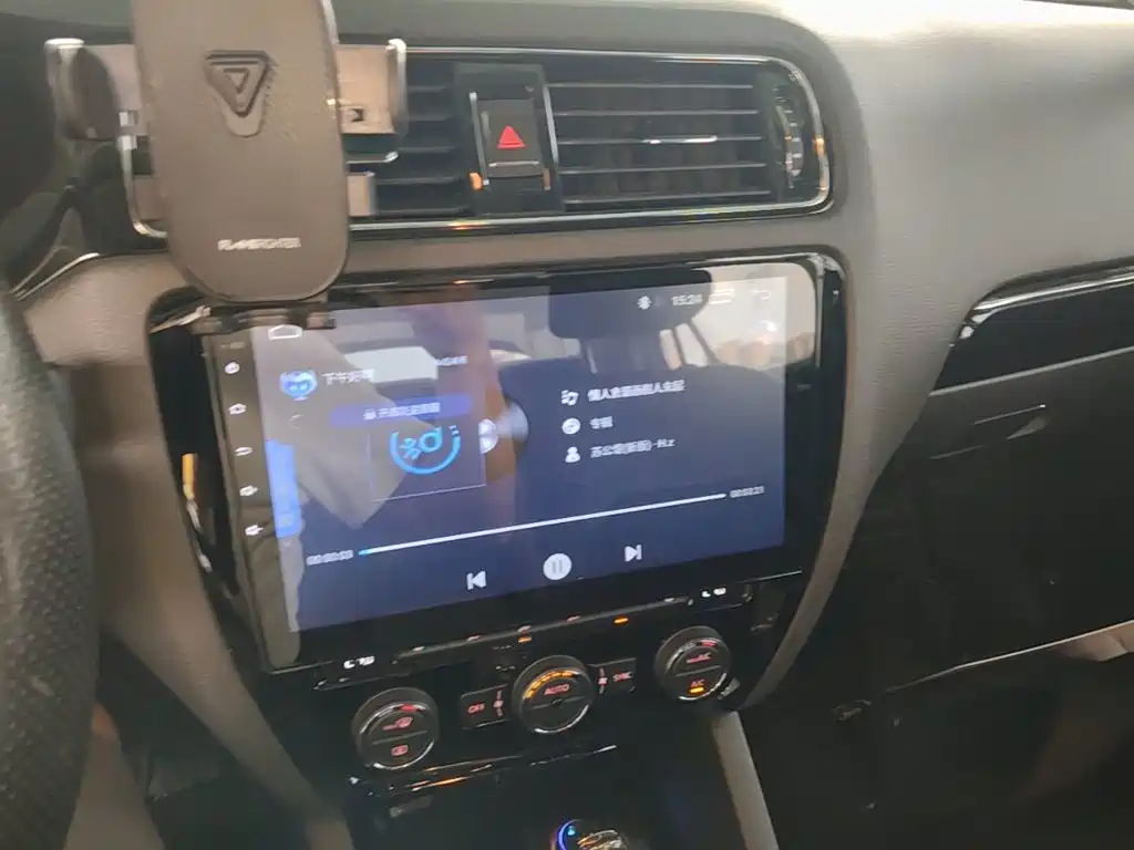 Volkswagen Sagitar — миниатюра 13
