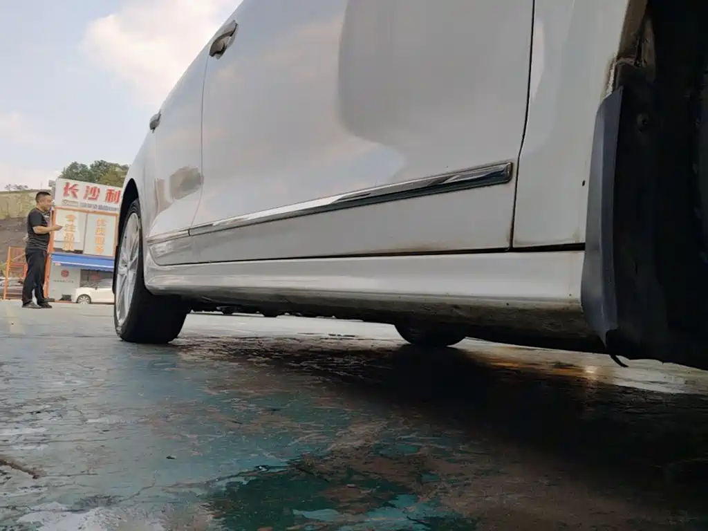 Volkswagen Sagitar — миниатюра 21