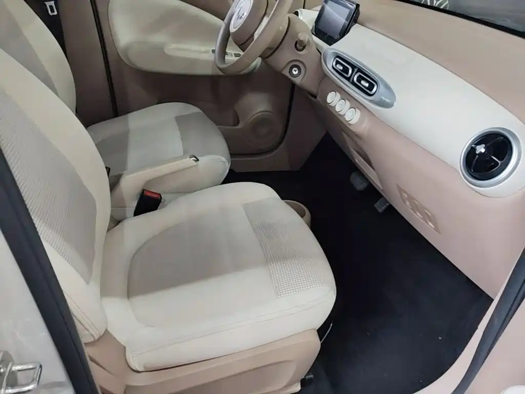 Wuling MINIEV — миниатюра 25