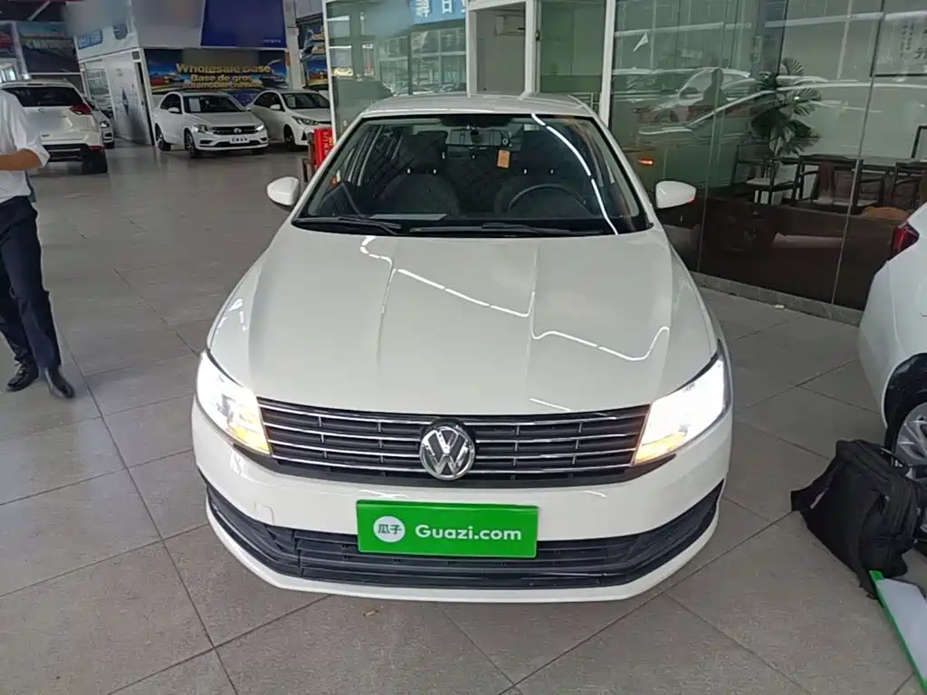 Volkswagen Lavida — миниатюра 3