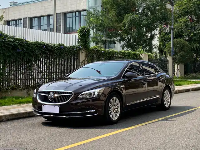 BUICK LACROSSE 2017