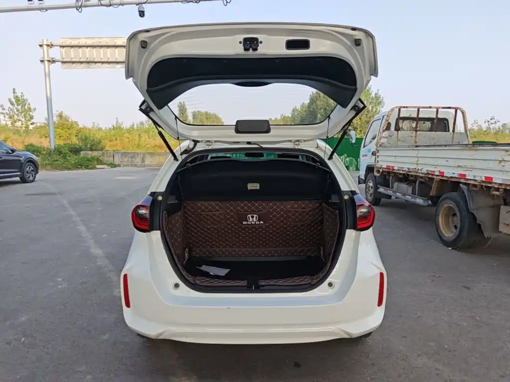 Honda Fit — миниатюра 19