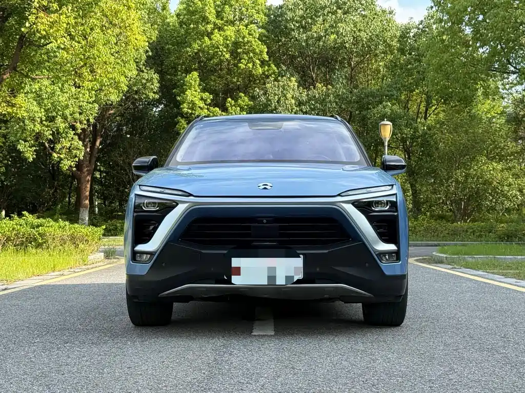 NIO ES8 — миниатюра 2