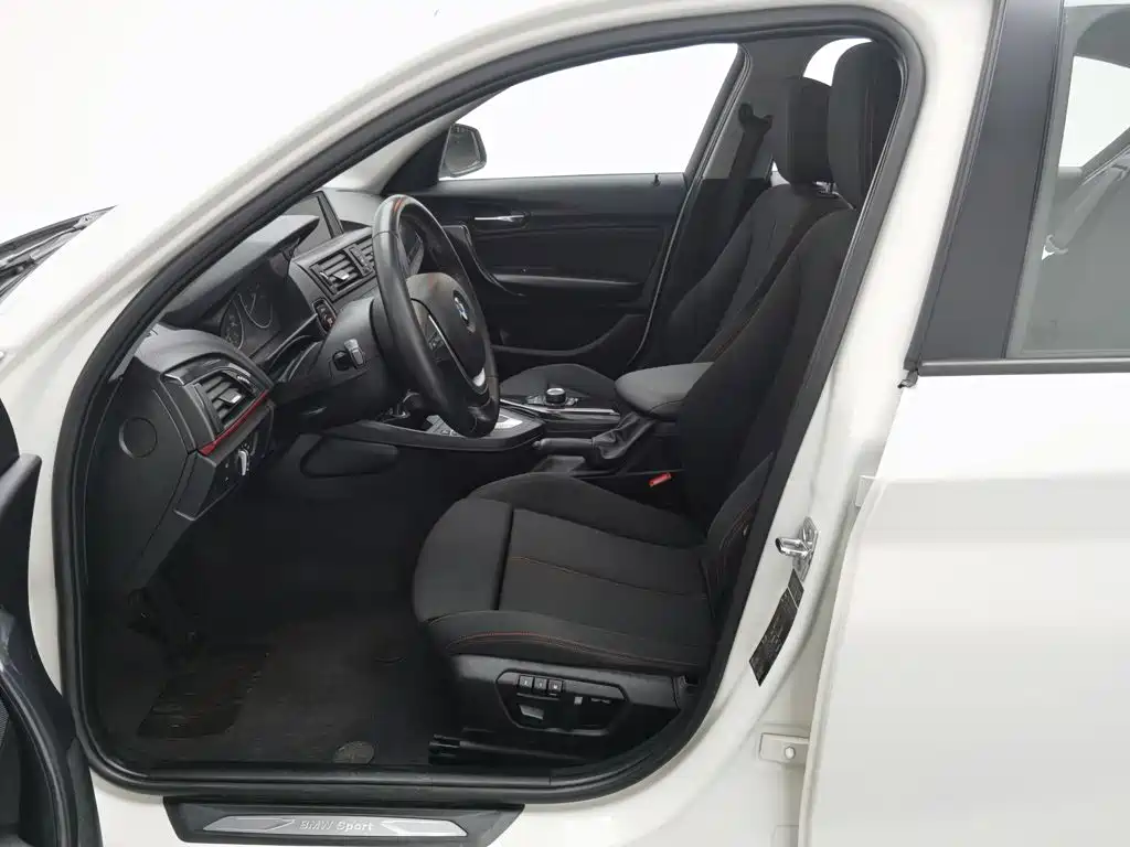 BMW 1 Series (Import) — миниатюра 10
