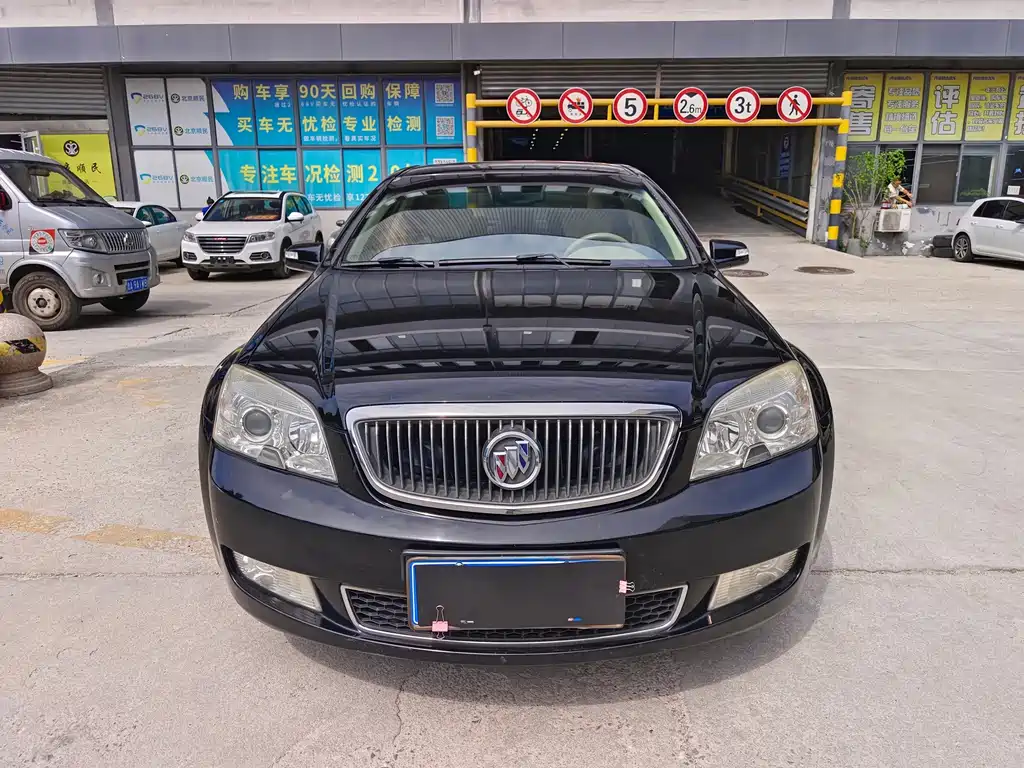 Buick Park Avenue — миниатюра 2