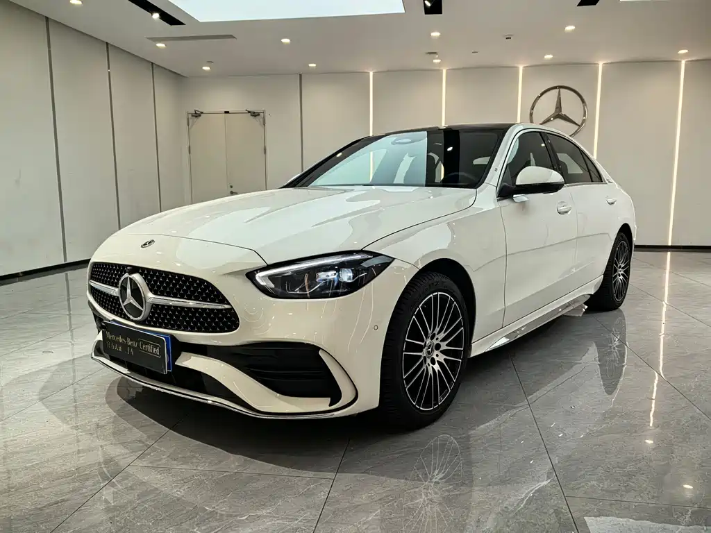 Mercedes-Benz C-Class 2025