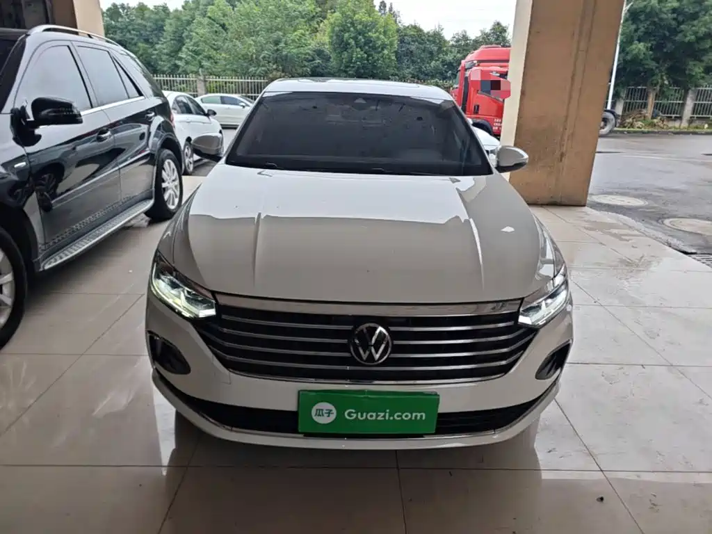 Volkswagen Lavida — миниатюра 3