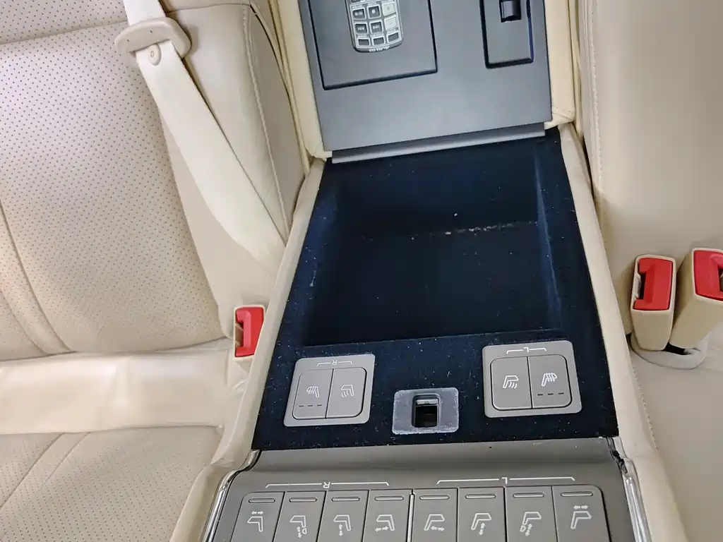 Buick Park Avenue — миниатюра 8