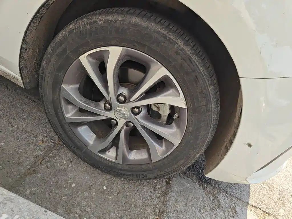 Buick Verano — миниатюра 24