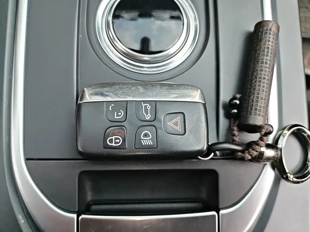Land Rover Discovery Sport — миниатюра 9