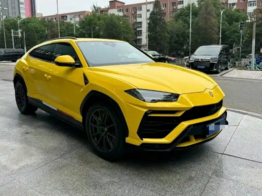 Lamborghini Urus — миниатюра 2