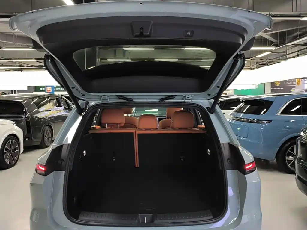 Li Auto Li L6 — миниатюра 19