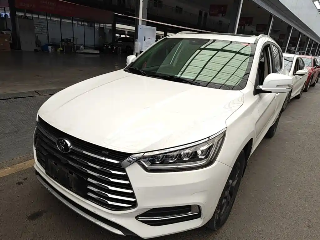 BYD Song — миниатюра 2