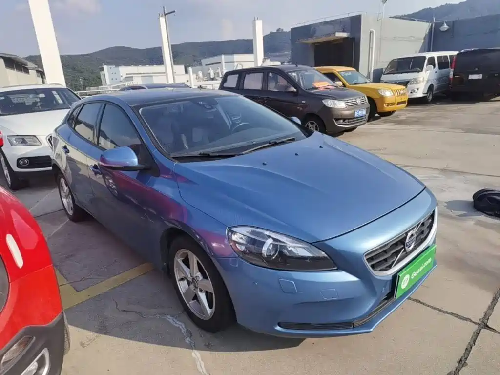 Volvo V40 — миниатюра 4