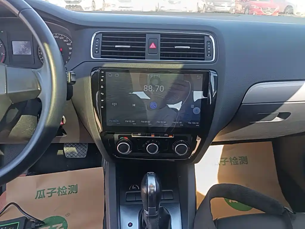 Volkswagen Sagitar — миниатюра 13