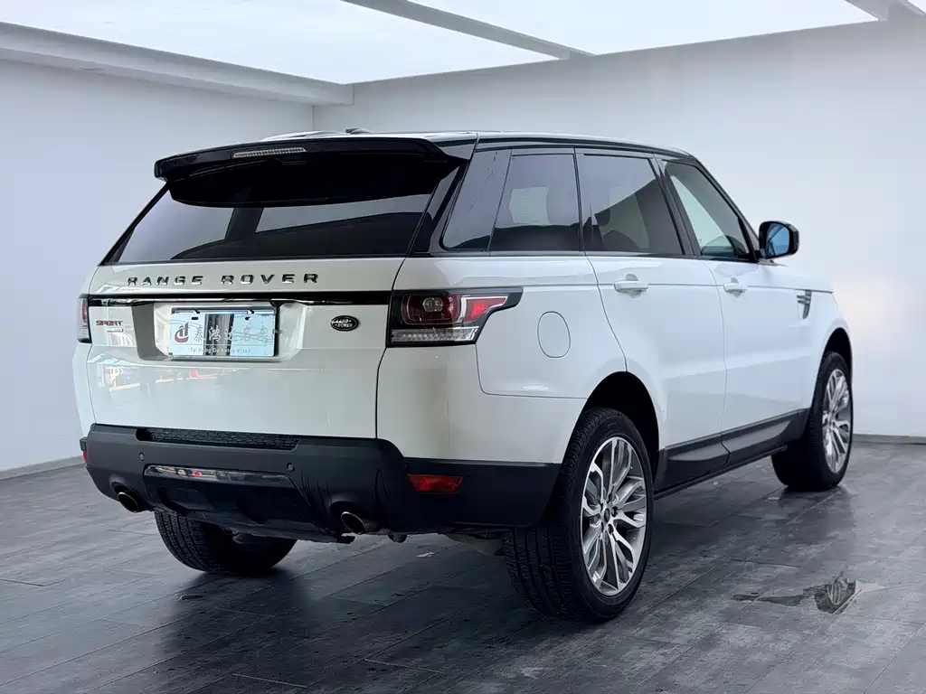 Land Rover Sport — миниатюра 7
