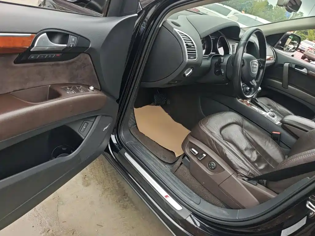 Audi Q7 — миниатюра 16