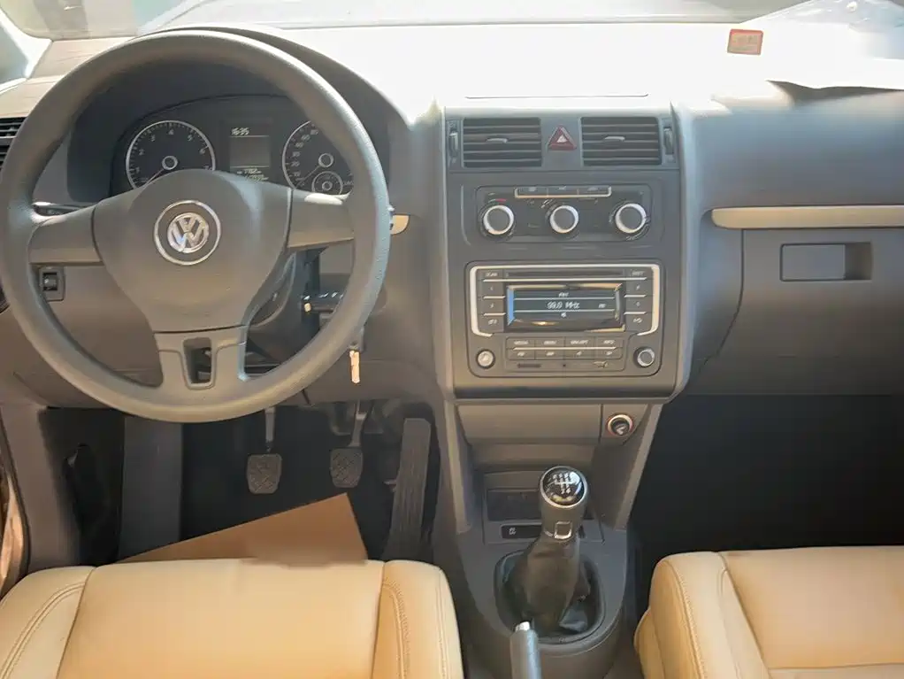 Volkswagen Touran — миниатюра 17