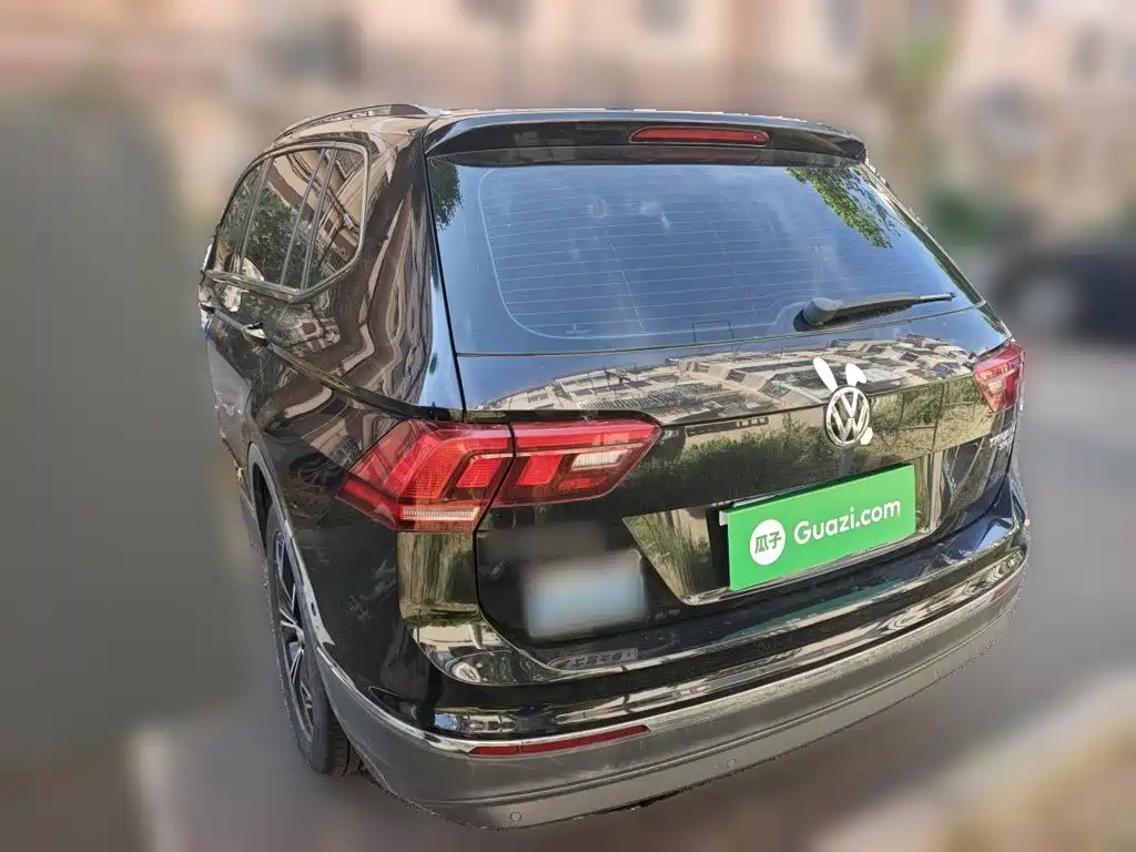 Volkswagen Tiguan L — миниатюра 25