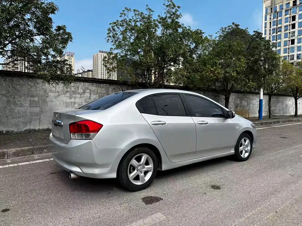 Honda City Classic — миниатюра 9