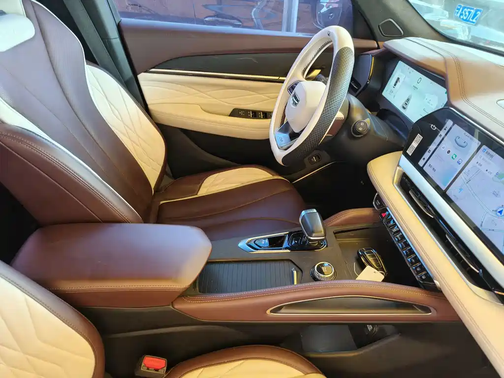 Geely Xingyue L — миниатюра 14