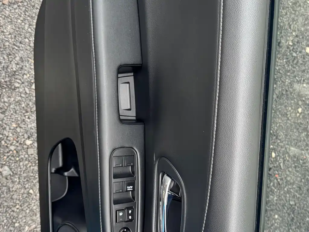 Honda Vezel — миниатюра 14