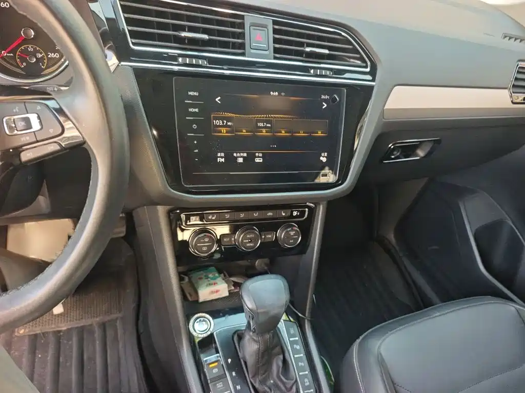 Volkswagen Tiguan L — миниатюра 6