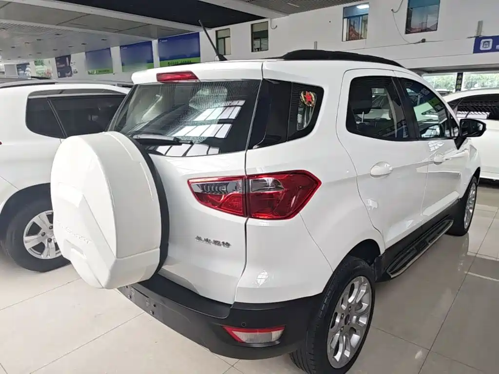 Ford Ecosport — миниатюра 7