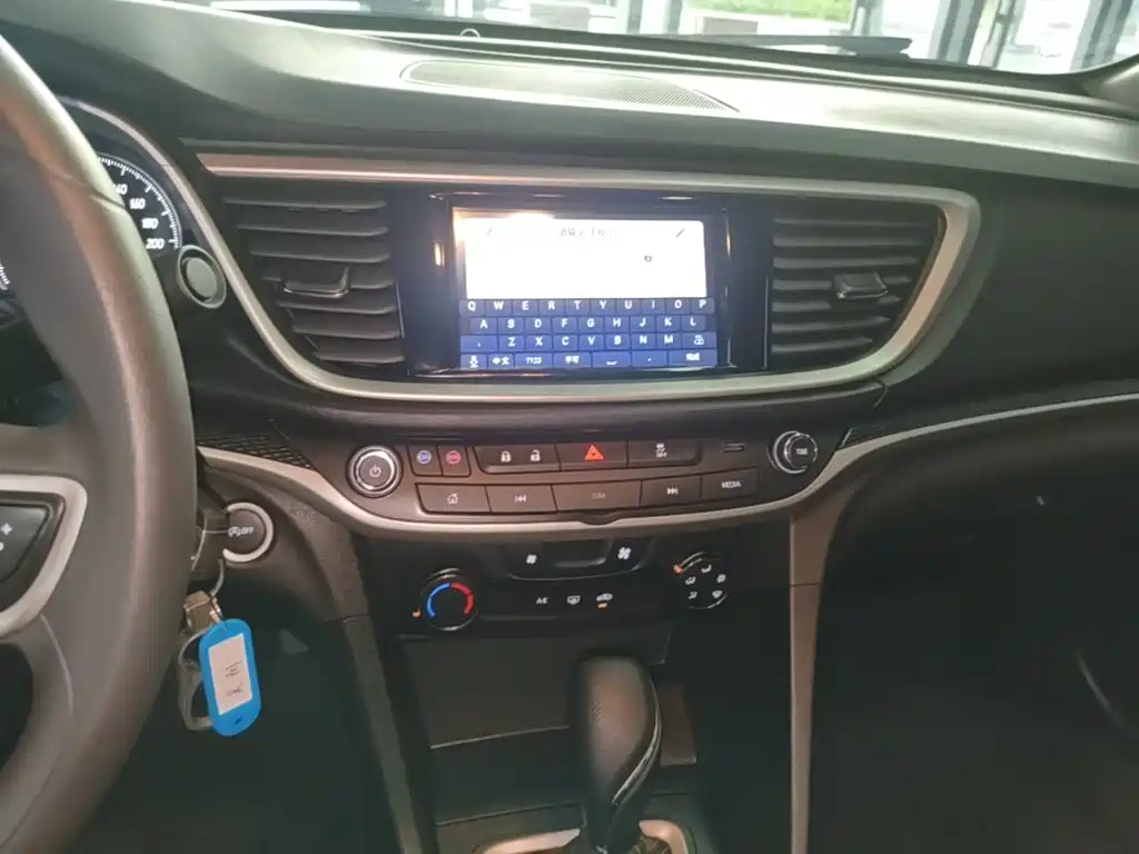 Buick Excelle — миниатюра 13