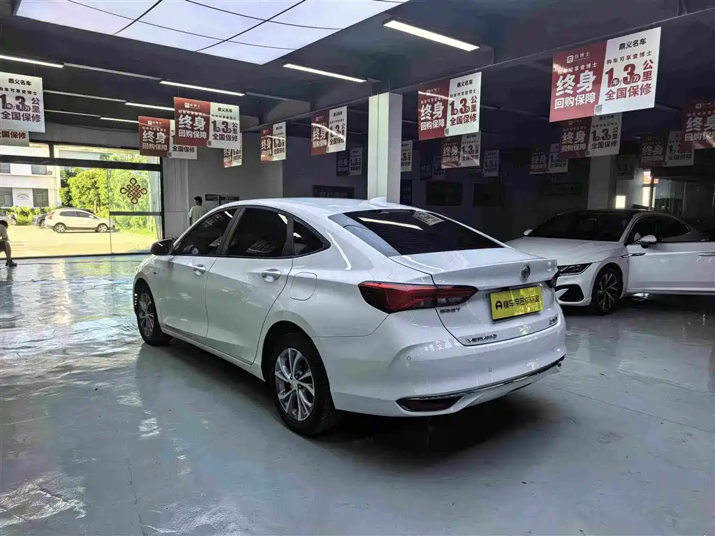 Buick Verano — миниатюра 9