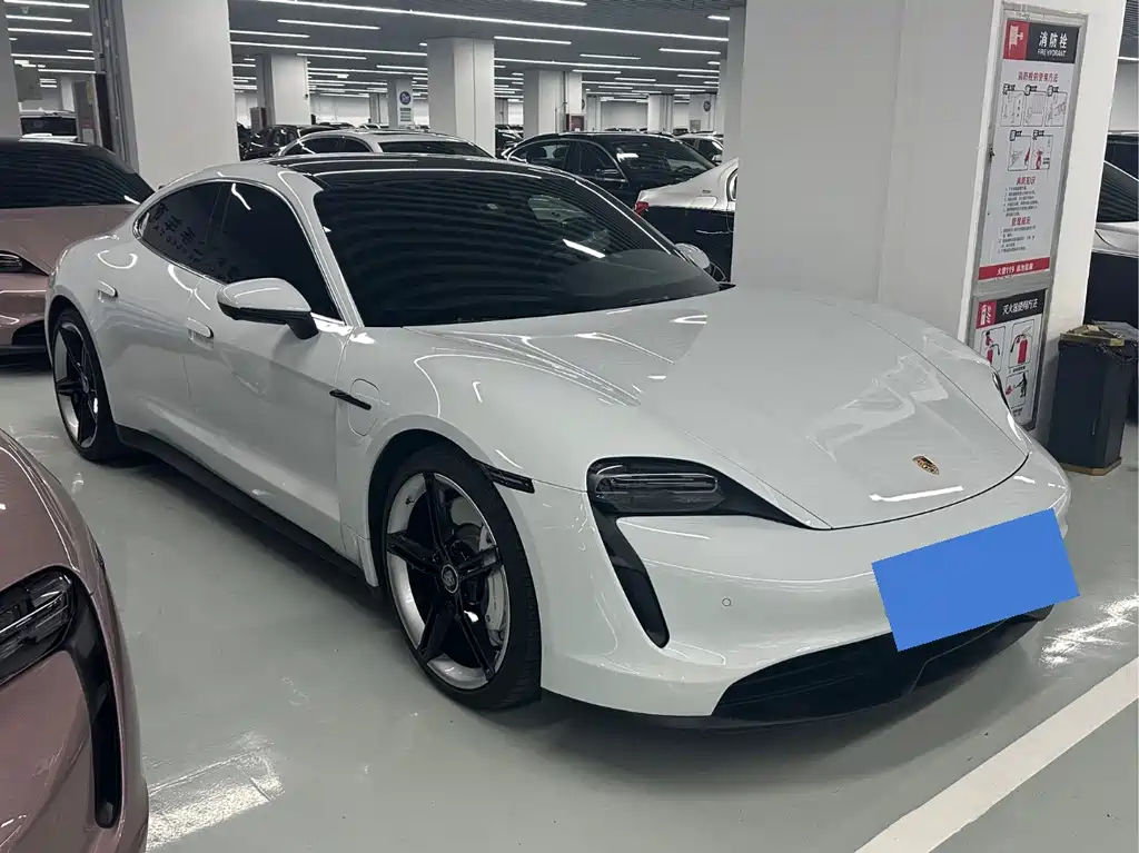 Porsche Taycan — миниатюра 2