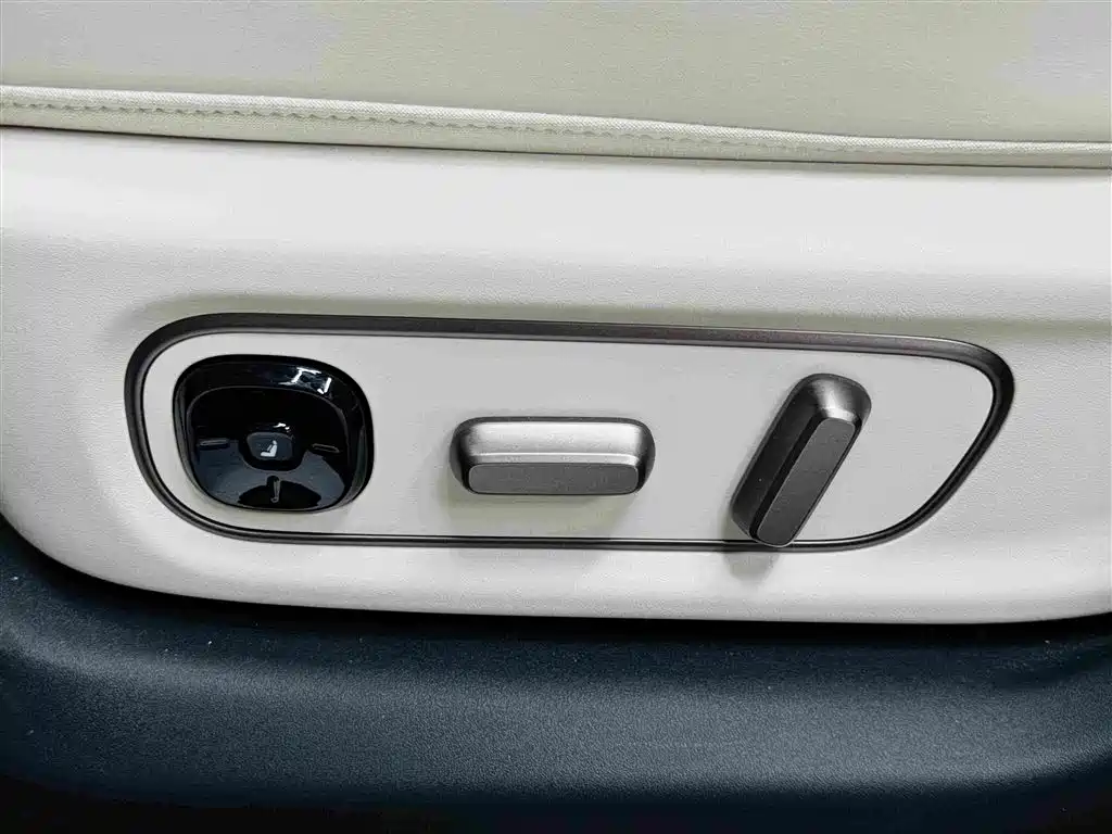 Li Auto Li i6 — миниатюра 10