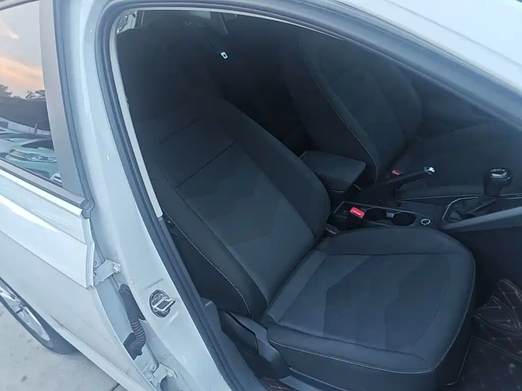 Volkswagen Polo — миниатюра 25