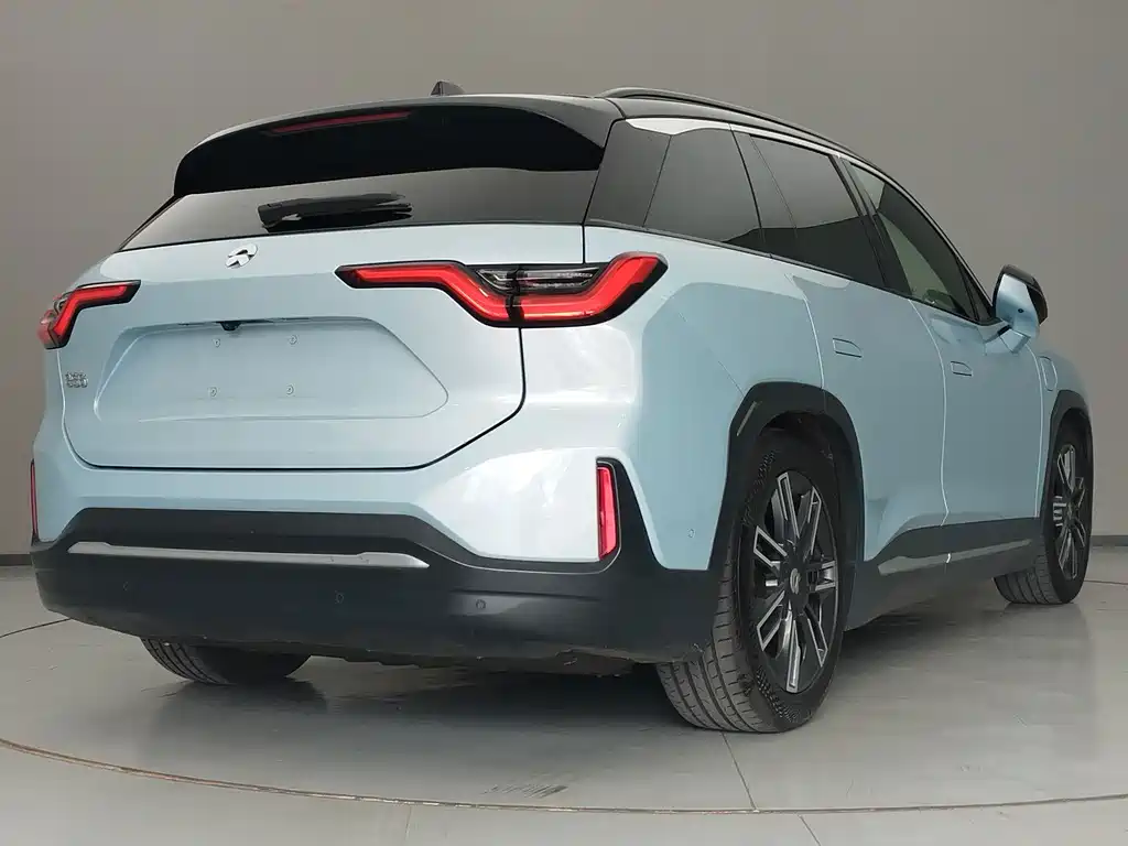 NIO ES6 — миниатюра 5