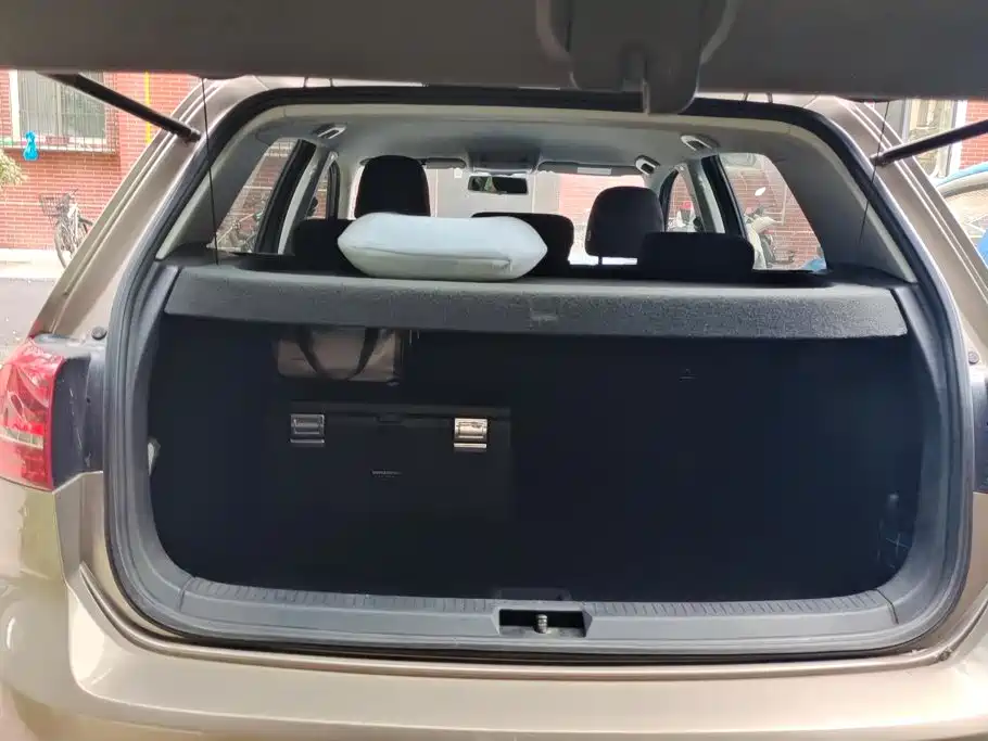 Volkswagen Golf — миниатюра 4