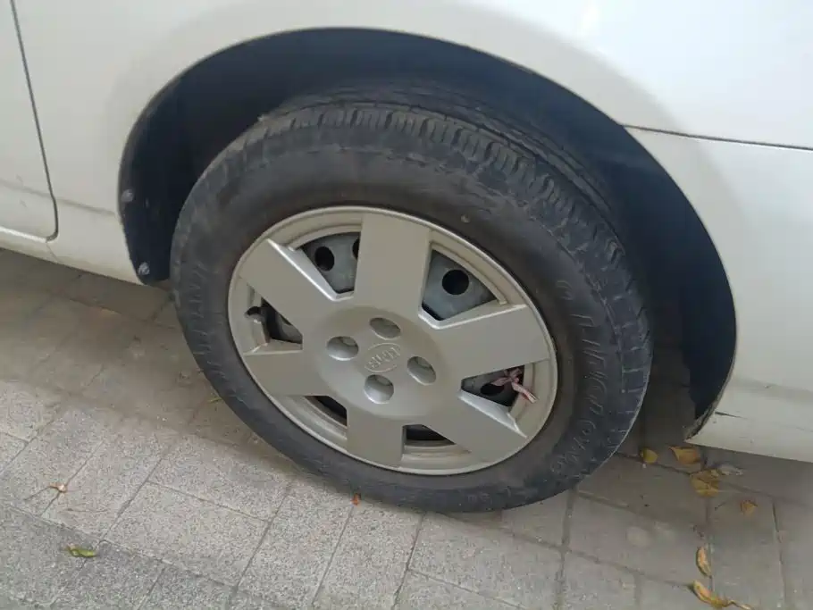 BYD F3 — миниатюра 6