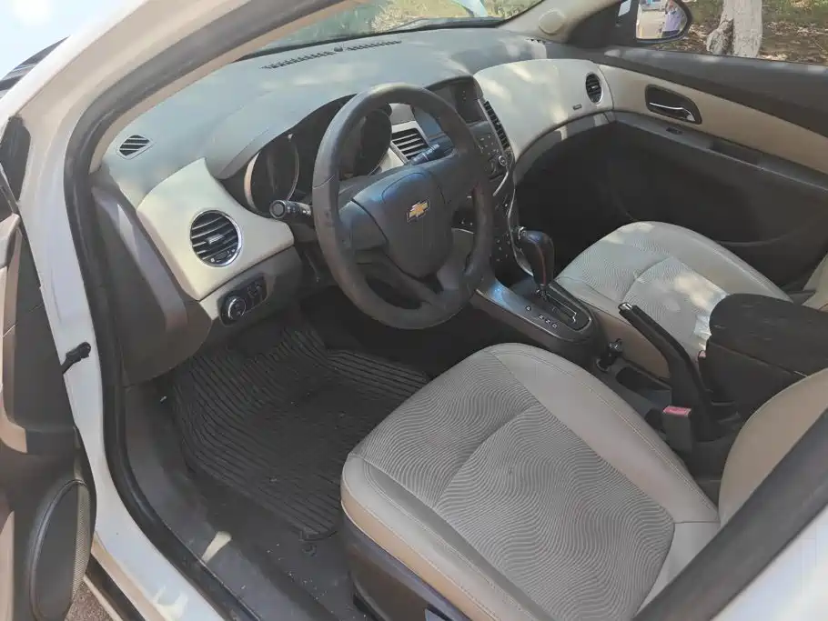Chevrolet Cruze — миниатюра 9