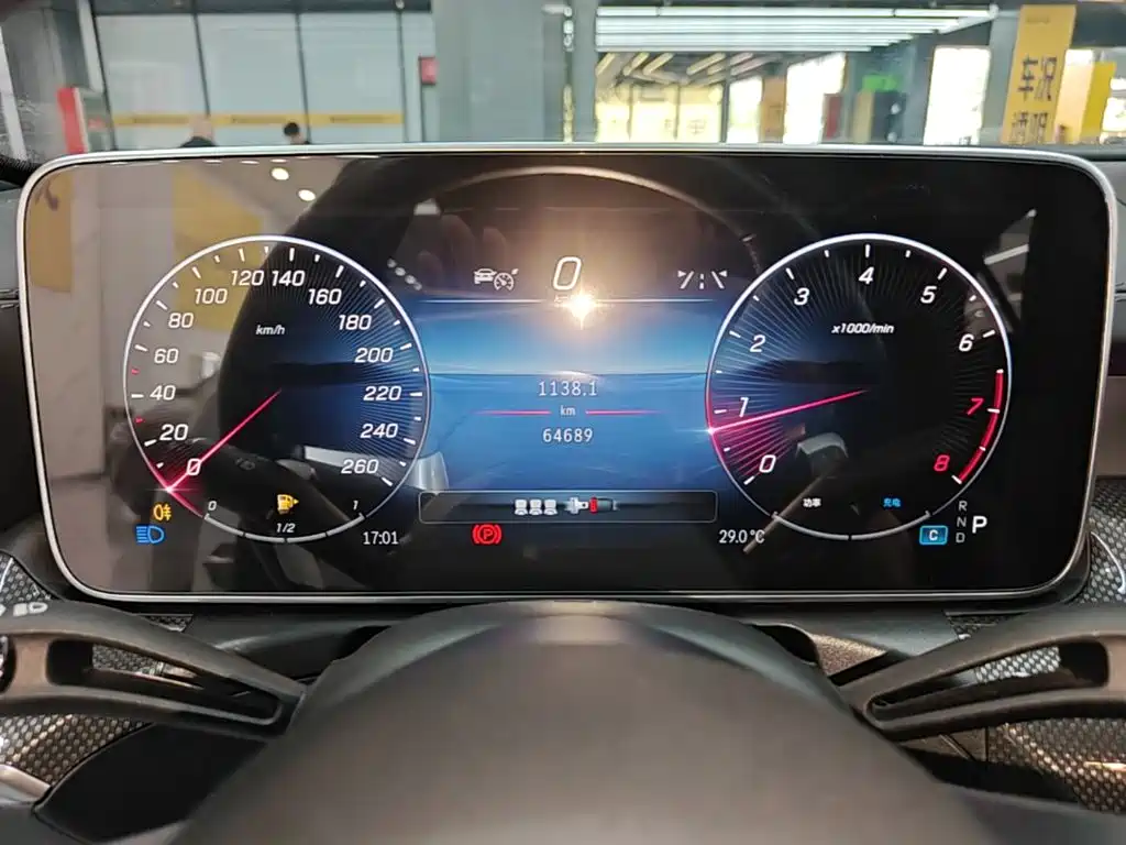 Mercedes-Benz C-Class — миниатюра 12