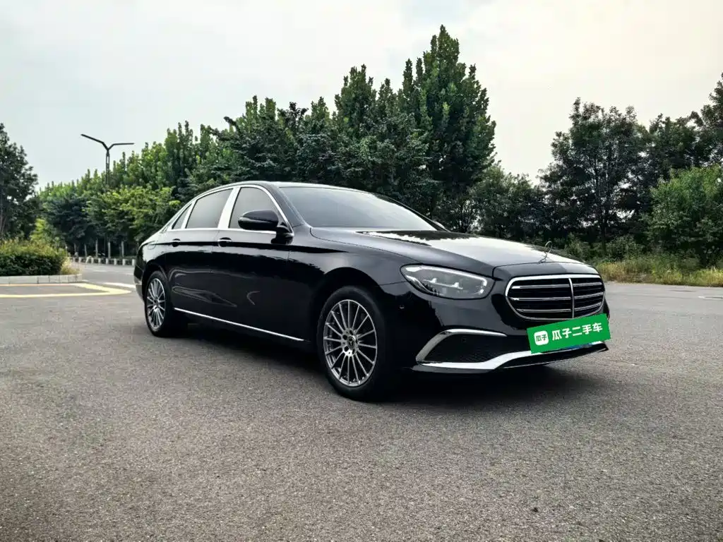 Mercedes-Benz E-Class — миниатюра 4