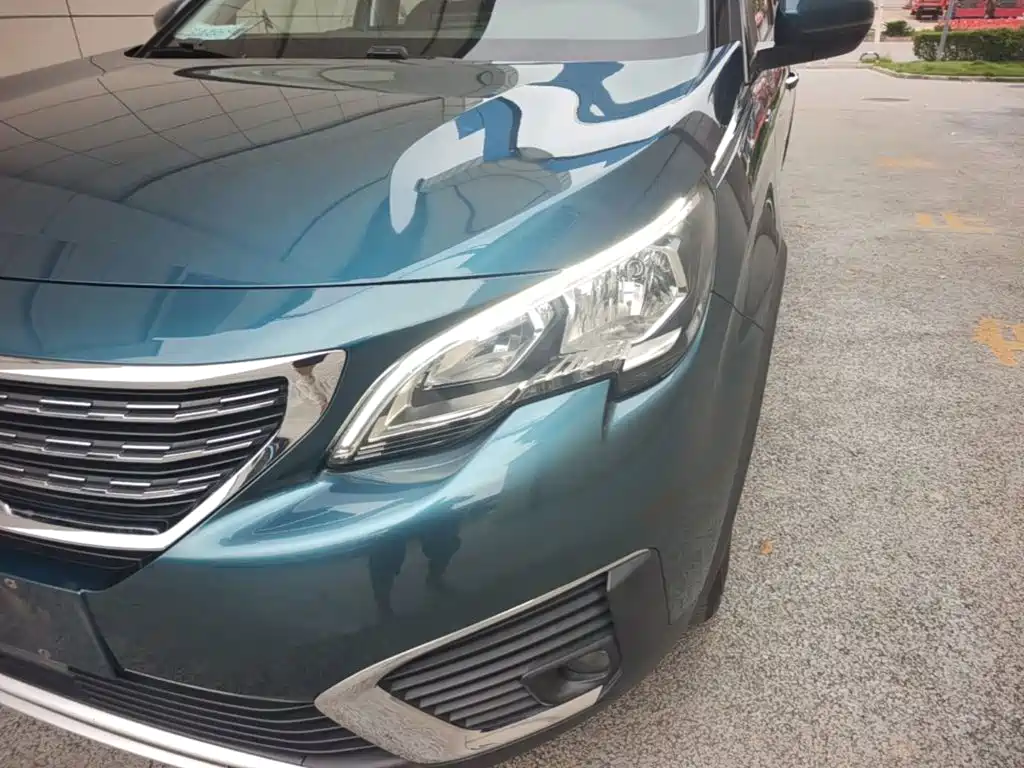 Peugeot 5008 — миниатюра 24