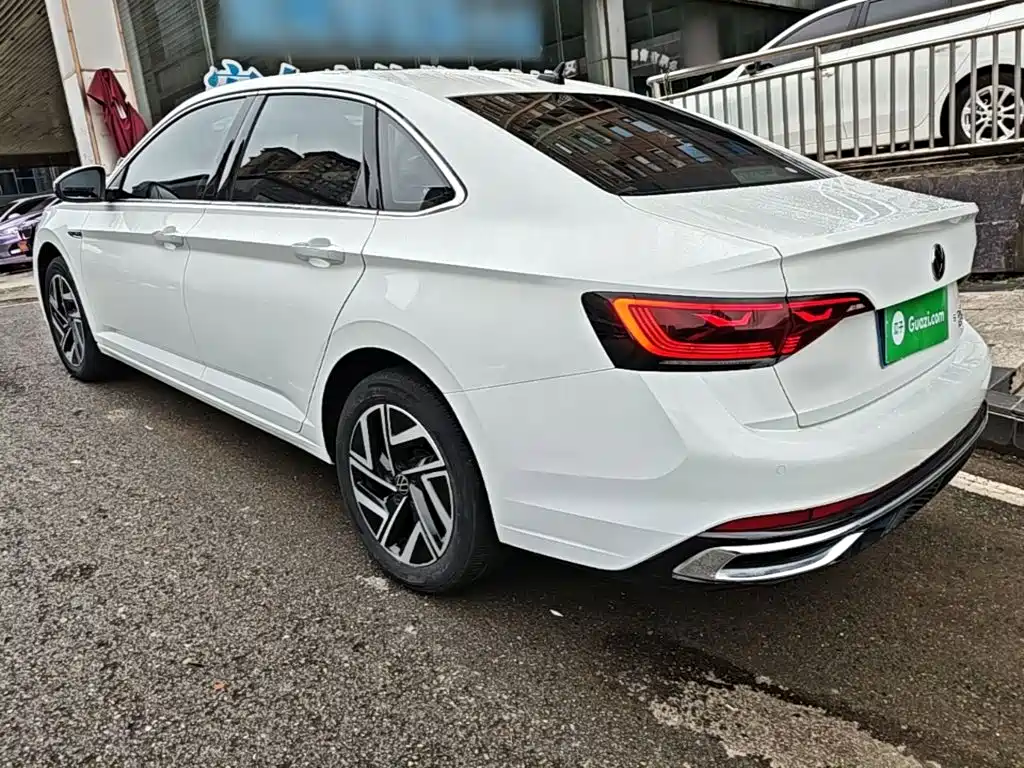 Volkswagen Sagitar — миниатюра 5